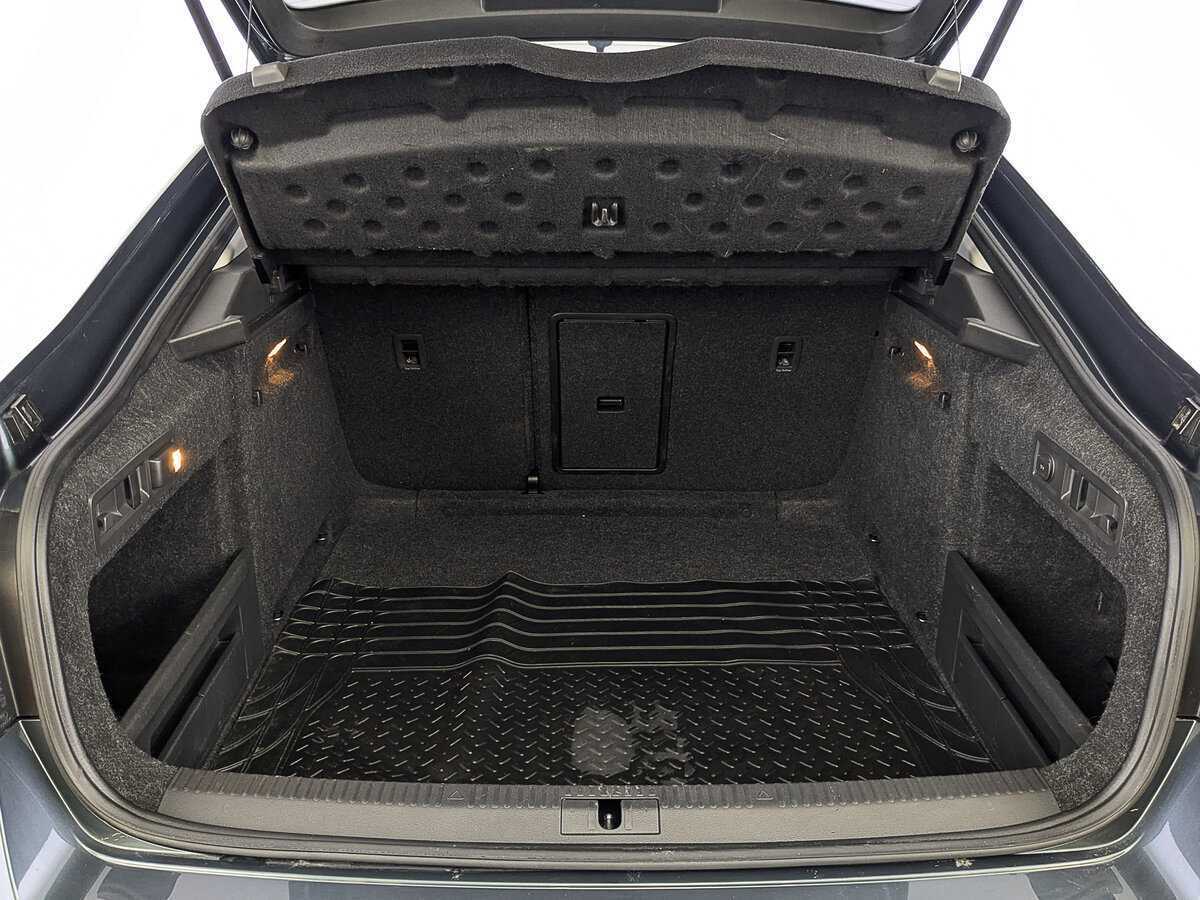 Купить Skoda Superb, 2019, 136 655 км.. Фото: #9