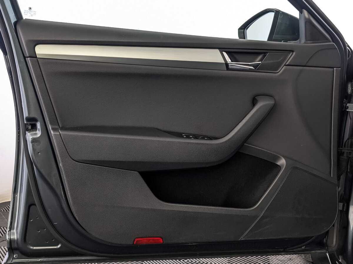 Купить Skoda Superb, 2019, 155 899 км.. Фото: #18