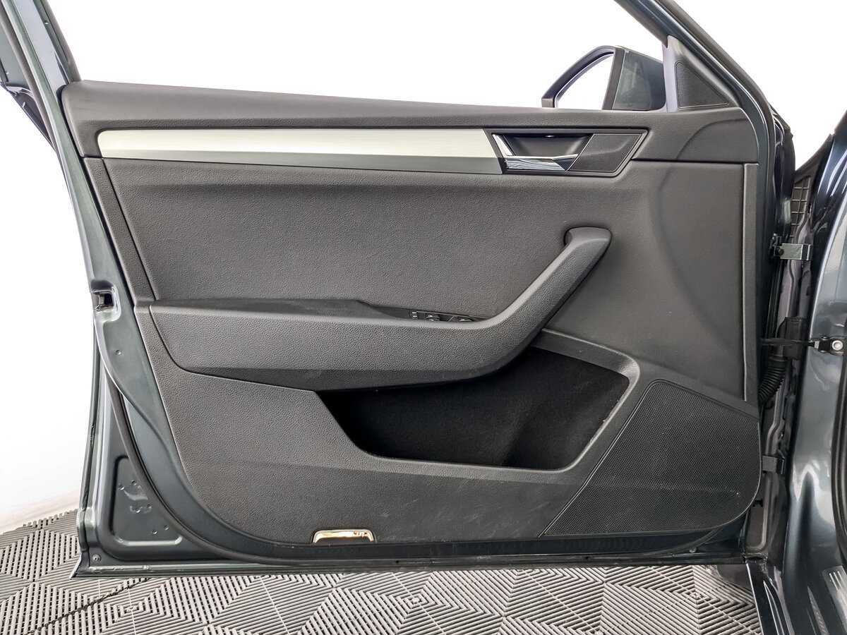 Купить Skoda Superb, 2018, 80 419 км.. Фото: #16