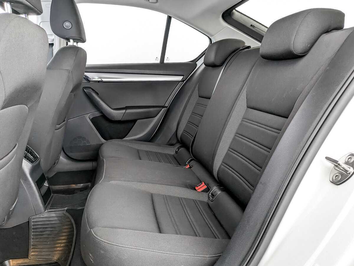 Купить Шкода Октавия, 2018, 107 473 км.. Фото: #11