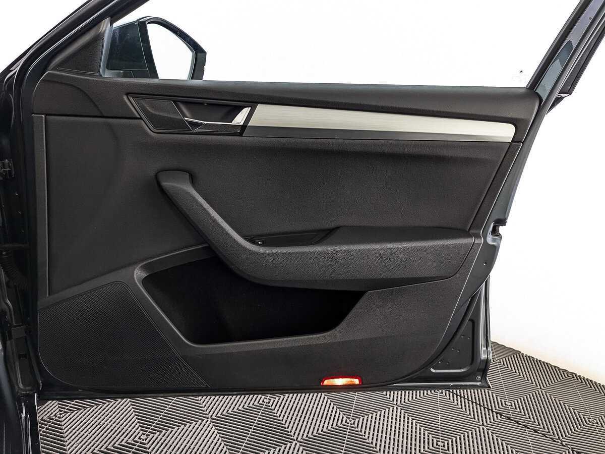 Купить Skoda Superb, 2018, 68 947 км.. Фото: #22