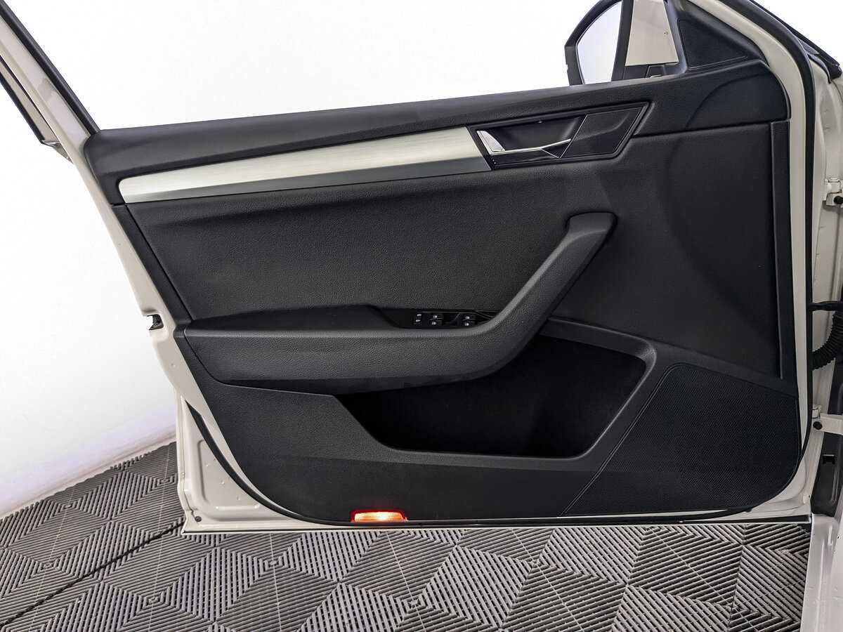 Купить Skoda Superb, 2018, 116 628 км.. Фото: #18