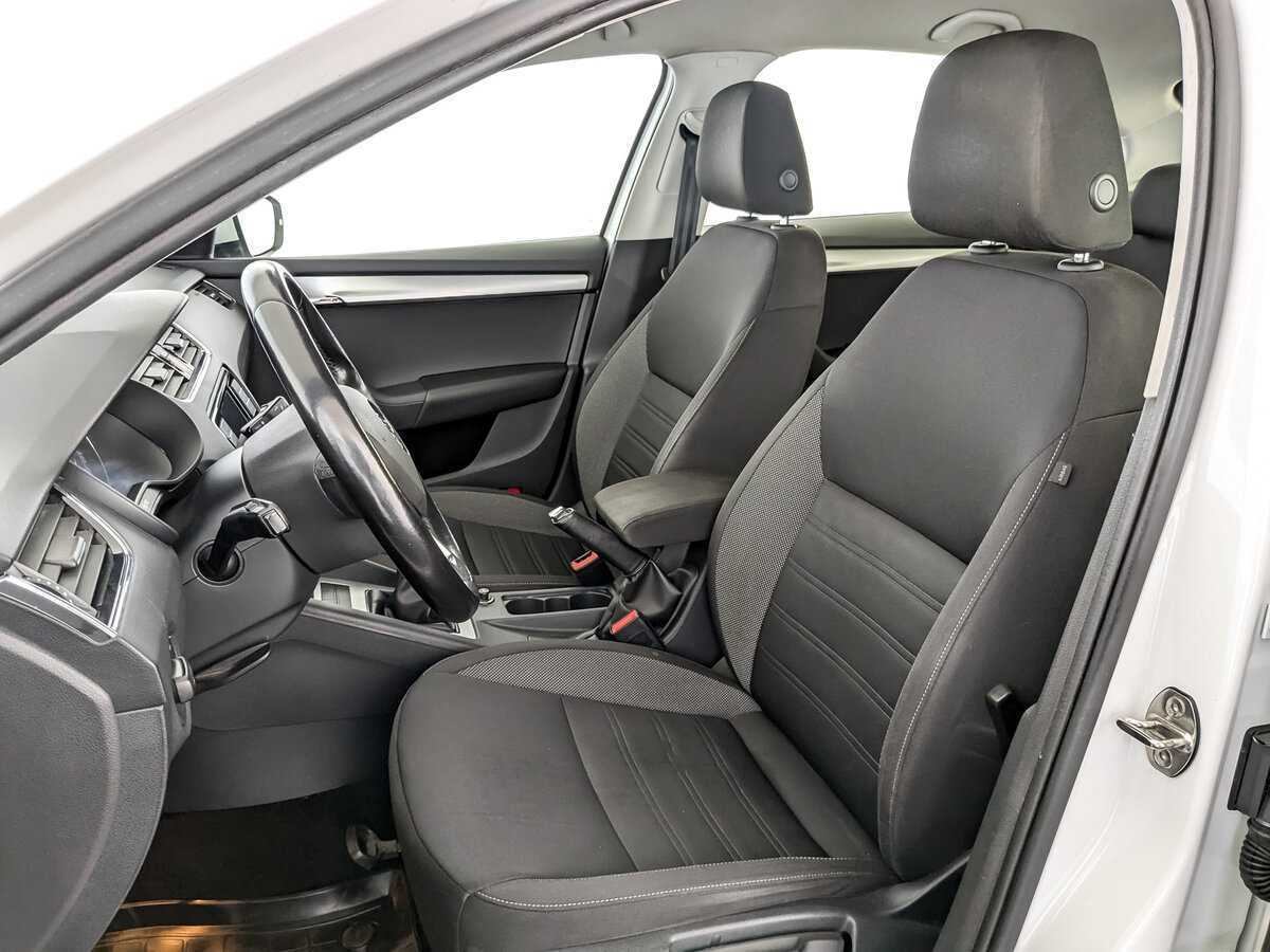 Купить Шкода Октавия, 2019, 146 821 км.. Фото: #17