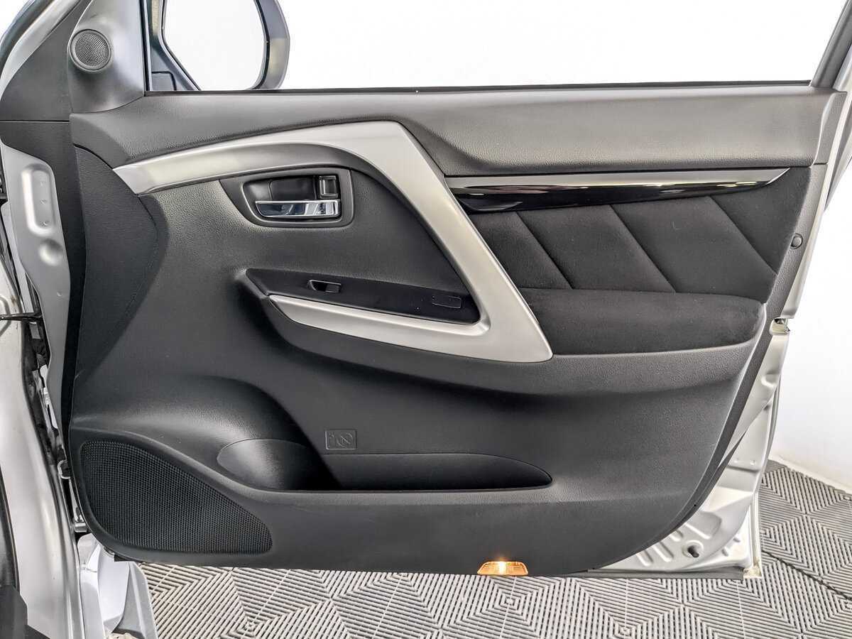 Купить Mitsubishi Pajero Sport, 2018, 188 221 км.. Фото: #23