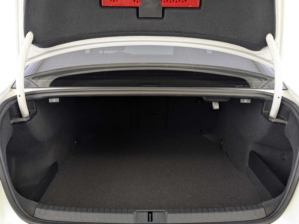 Купить Volkswagen Passat, 2019, 78 524 км.. Фото: #9