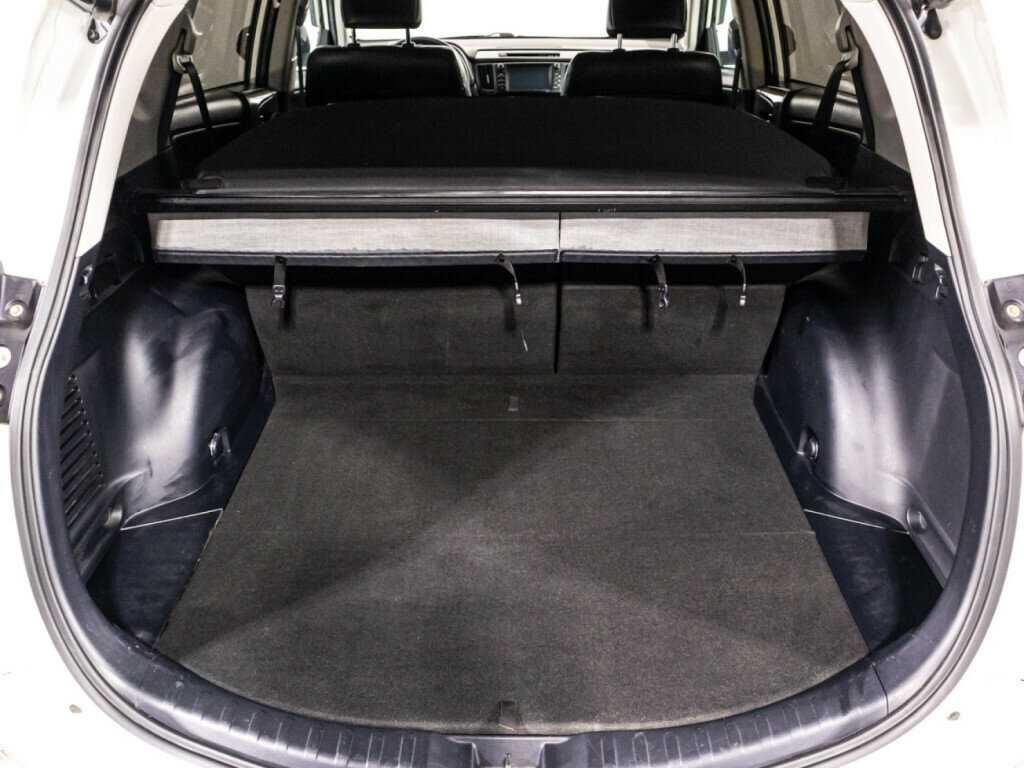 Купить Toyota RAV4, 2017, 122 563 км.. Фото: #14