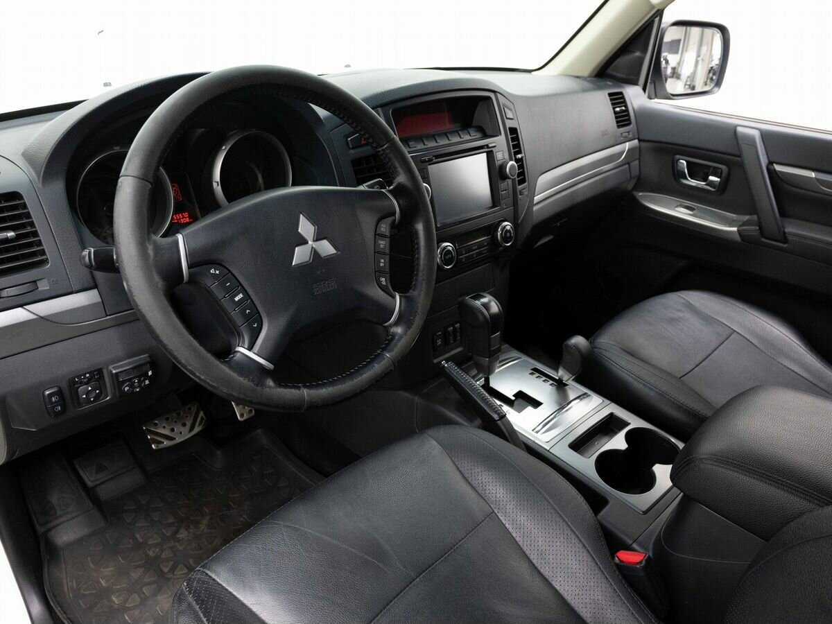 Купить Mitsubishi Pajero, 2013, 201 300 км.. Фото: #7
