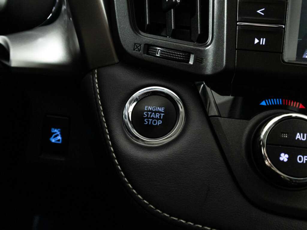 Купить Toyota RAV4, 2017, 119 187 км.. Фото: #20