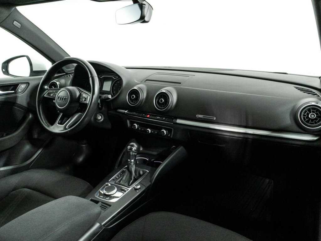 Купить Audi A3, 2019, 129 762 км.. Фото: #8