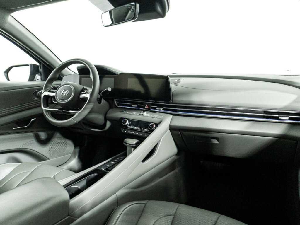 Купить Hyundai Elantra, 2021, 38 804 км.. Фото: #8