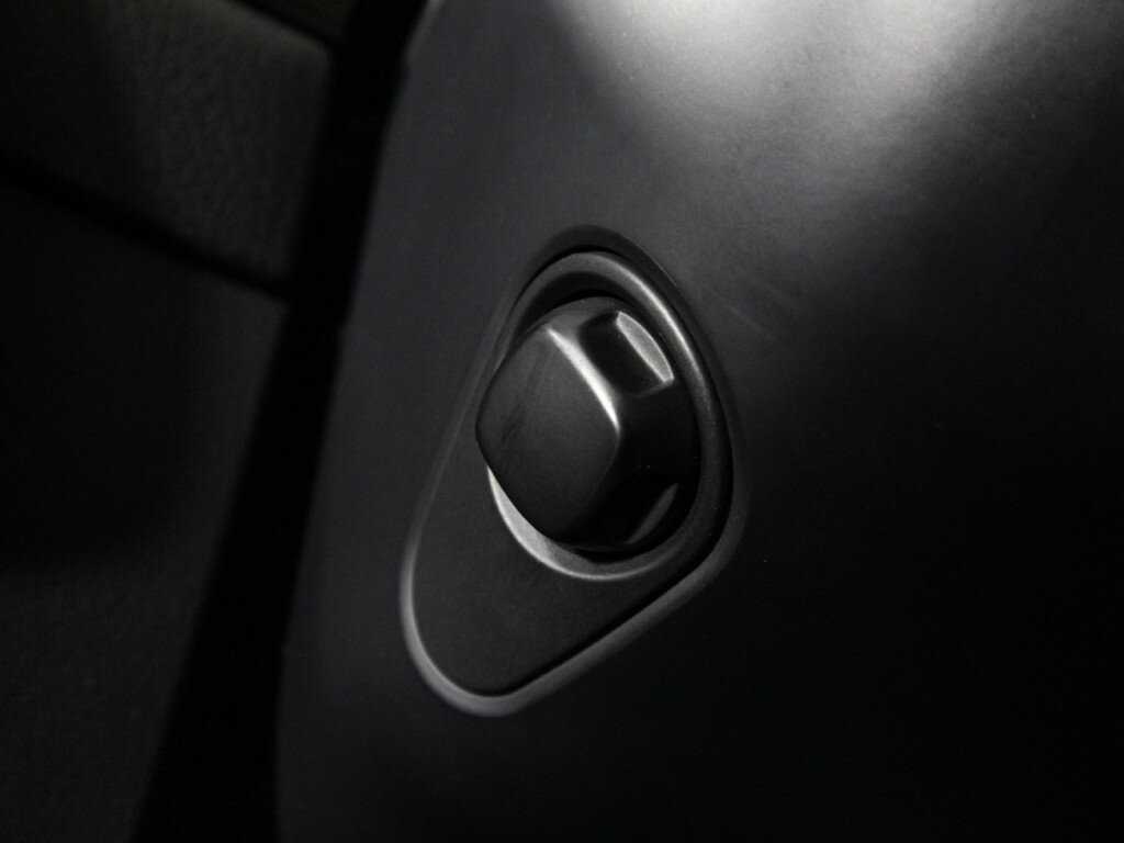 Купить Volkswagen Touareg, 2012, 213 587 км.. Фото: #18