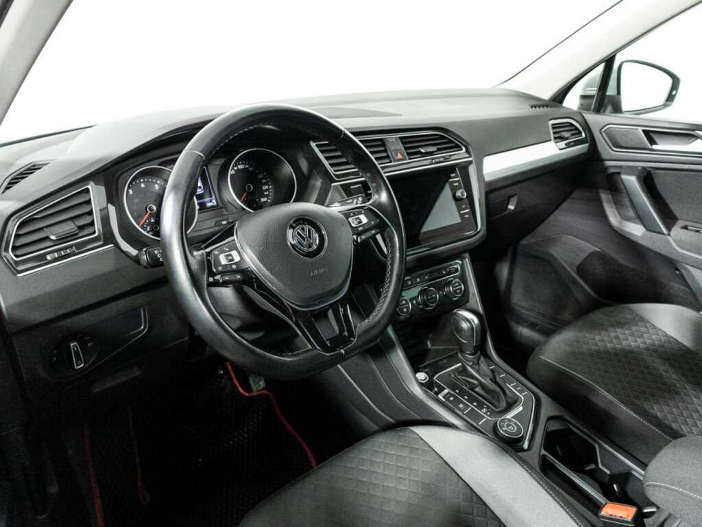 Купить Volkswagen Tiguan, 2019, 115 775 км.. Фото: #10