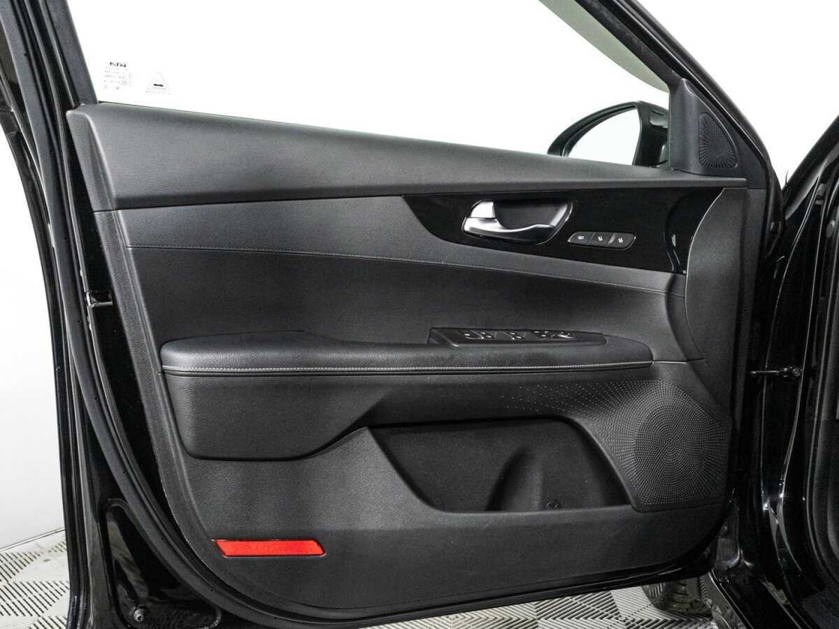 Купить Kia Cerato, 2021, 116 898 км.. Фото: #24