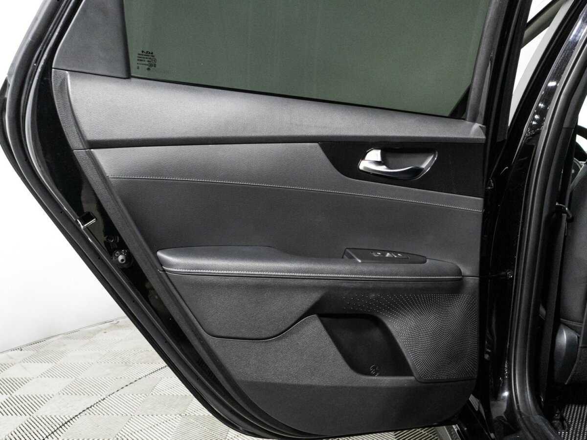 Купить Kia Cerato, 2021, 116 898 км.. Фото: #25