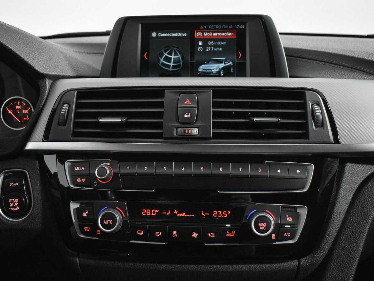 Купить BMW 3 серии, 2017, 111 205 км.. Фото: #17