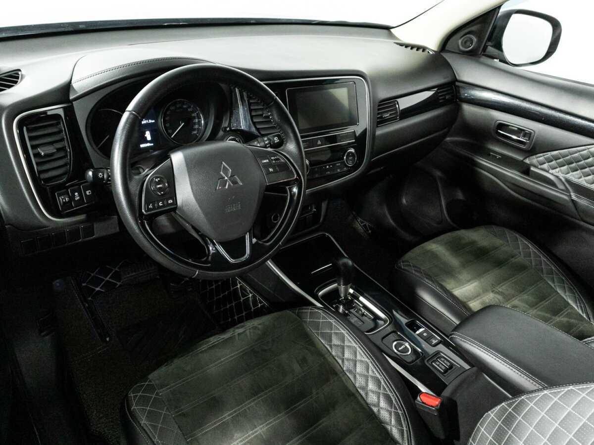 Купить Mitsubishi Outlander, 2019, 69 248 км.. Фото: #10