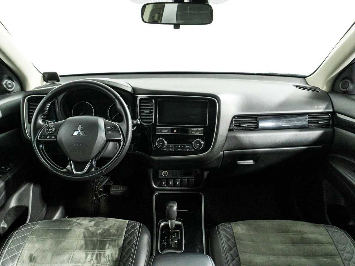 Купить Mitsubishi Outlander, 2019, 69 248 км.. Фото: #12