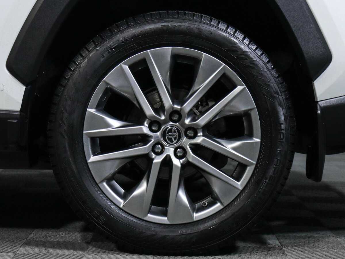 Купить Toyota RAV4, 2021, 68 235 км.. Фото: #11