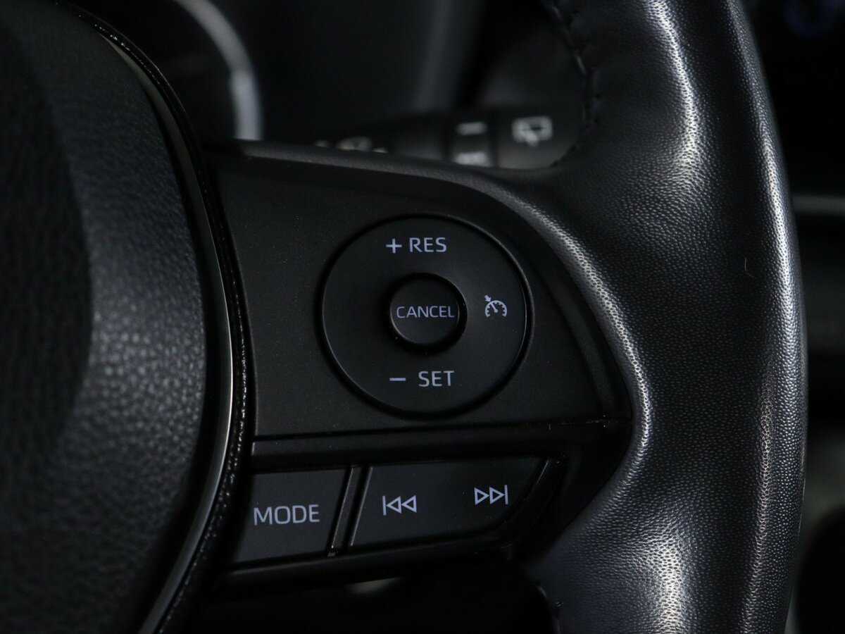 Купить Toyota RAV4, 2021, 68 235 км.. Фото: #16