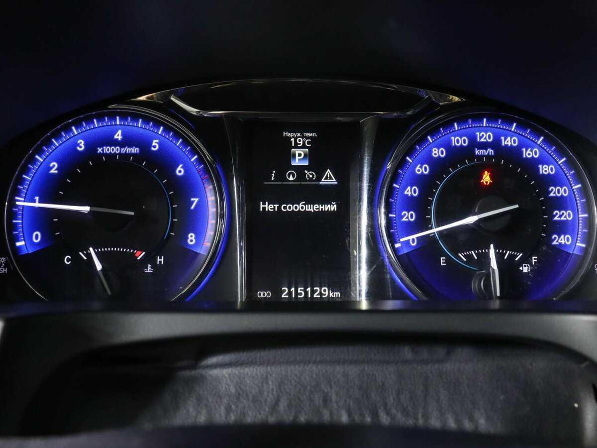 Купить Toyota Camry, 2015, 215 127 км.. Фото: #8