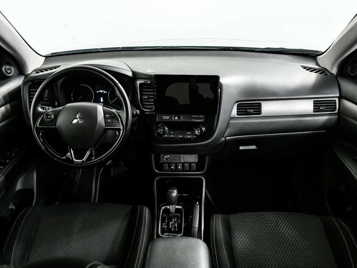 Купить Mitsubishi Outlander, 2018, 81 601 км.. Фото: #10