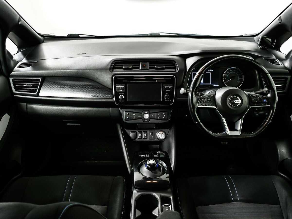 Купить Nissan Leaf, 2017, 139 949 км.. Фото: #9