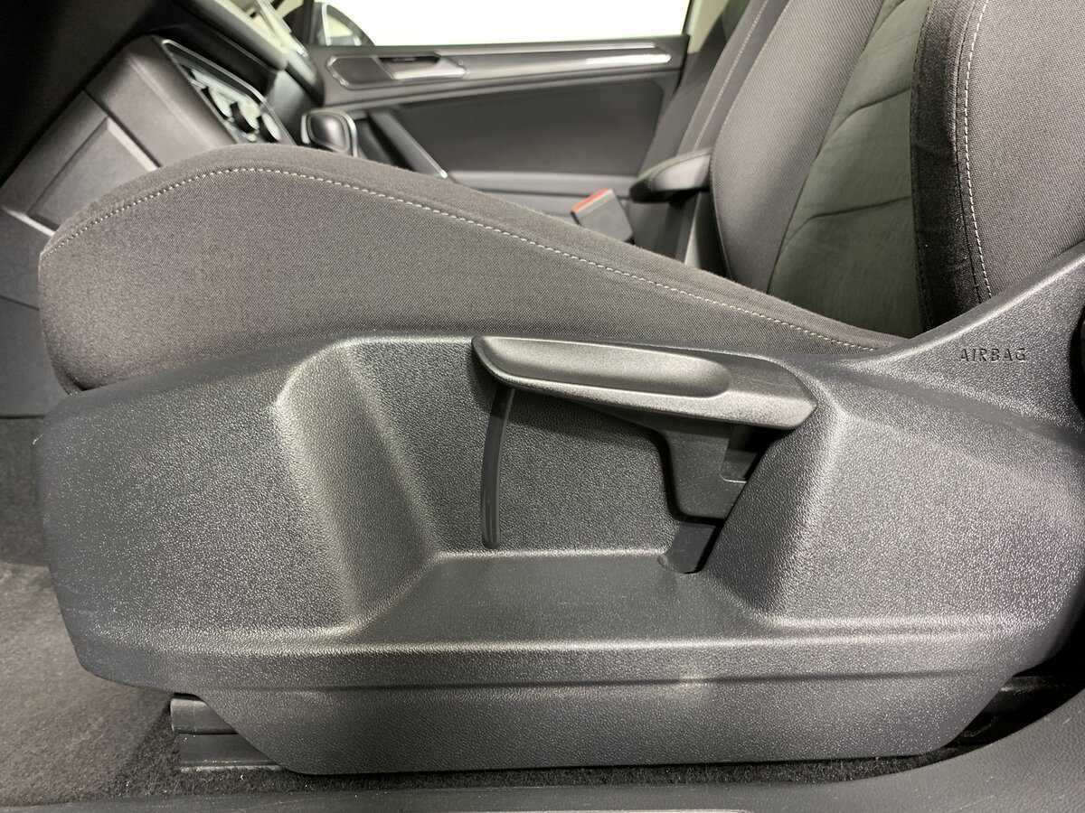 Купить Volkswagen Tiguan, 2018, 163 647 км.. Фото: #15