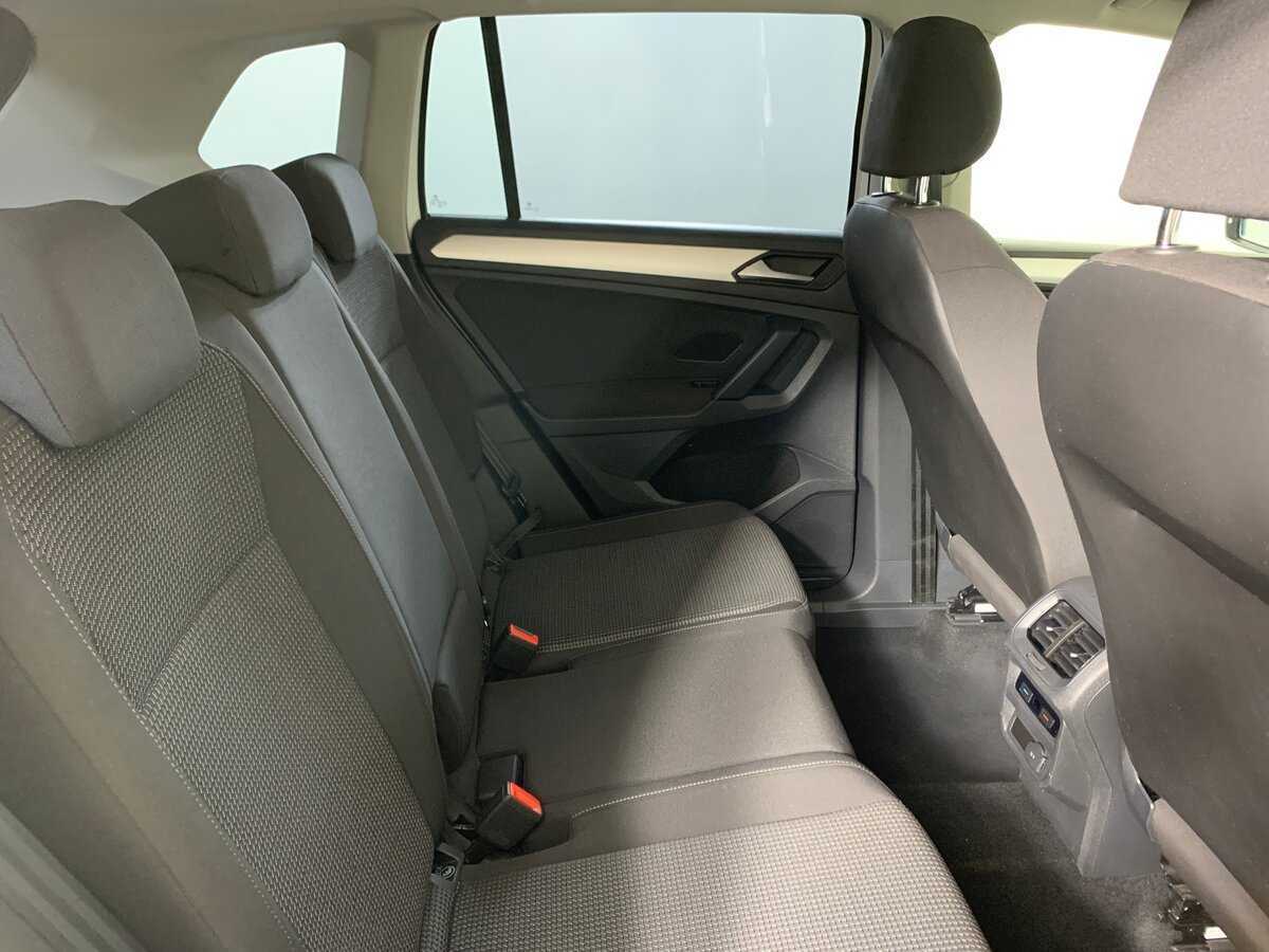 Купить Volkswagen Tiguan, 2018, 76 673 км.. Фото: #17