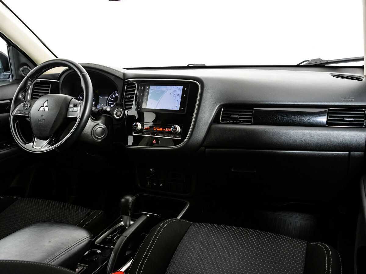 Купить Mitsubishi Outlander, 2020, 88 482 км.. Фото: #6