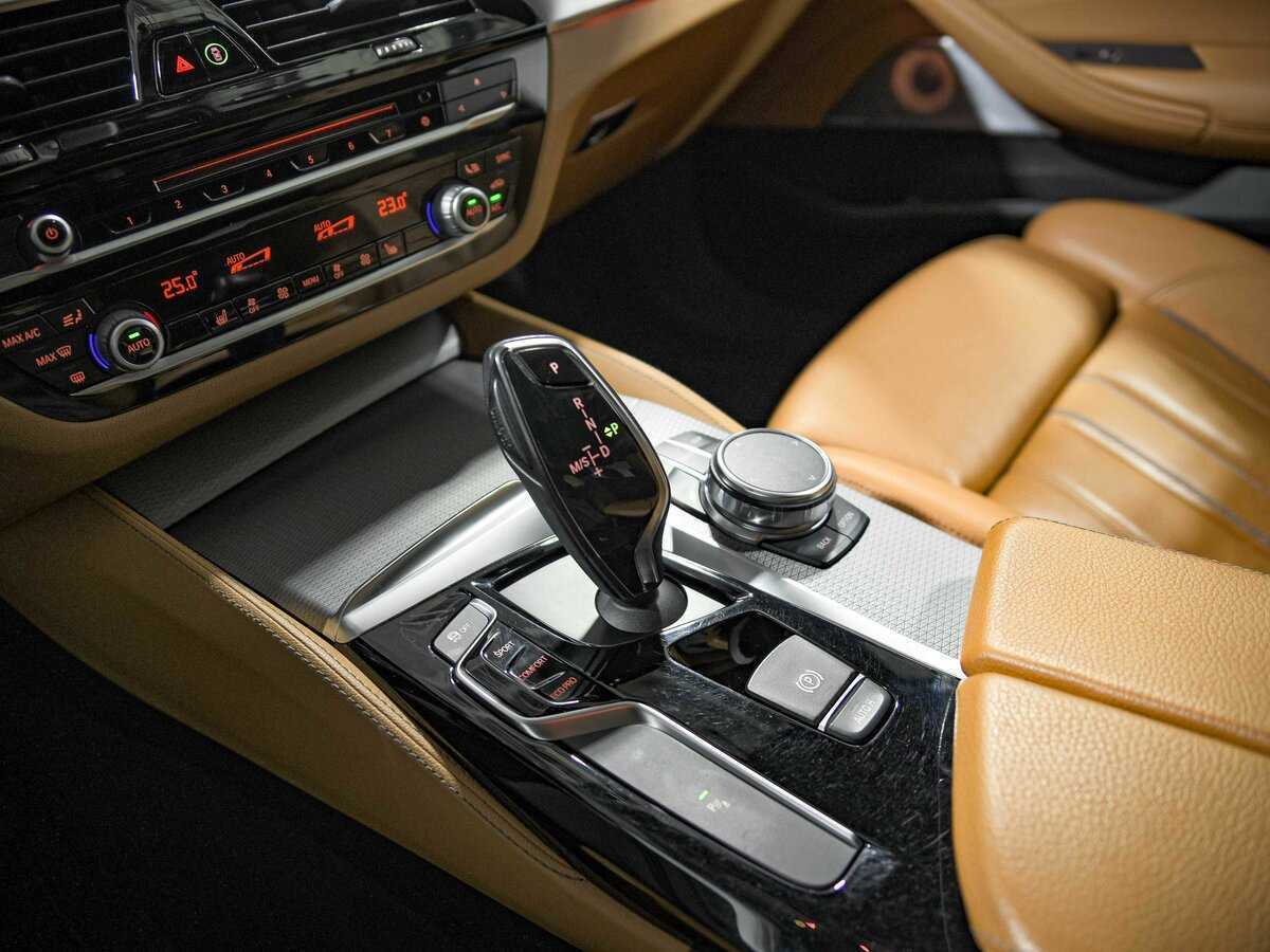 Купить BMW 5 серии, 2017, 145 862 км.. Фото: #11