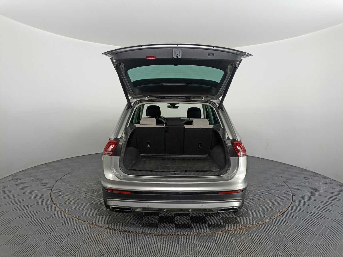 Купить Volkswagen Tiguan, 2019, 119 531 км.. Фото: #9