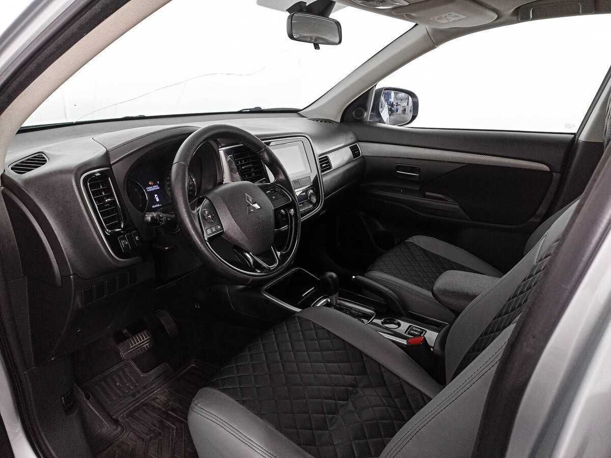 Купить Mitsubishi Outlander, 2018, 54 304 км.. Фото: #15