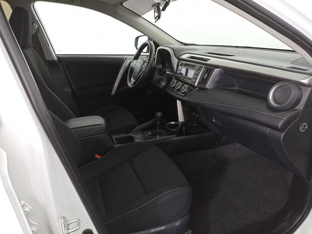 Купить Toyota RAV4, 2017, 70 002 км.. Фото: #5