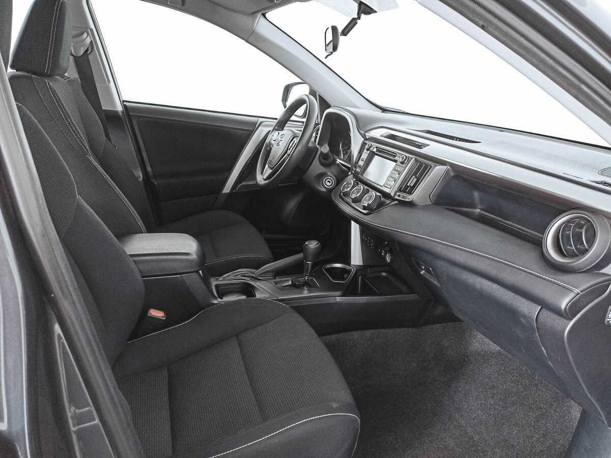 Купить Toyota RAV4, 2015, 61 915 км.. Фото: #9