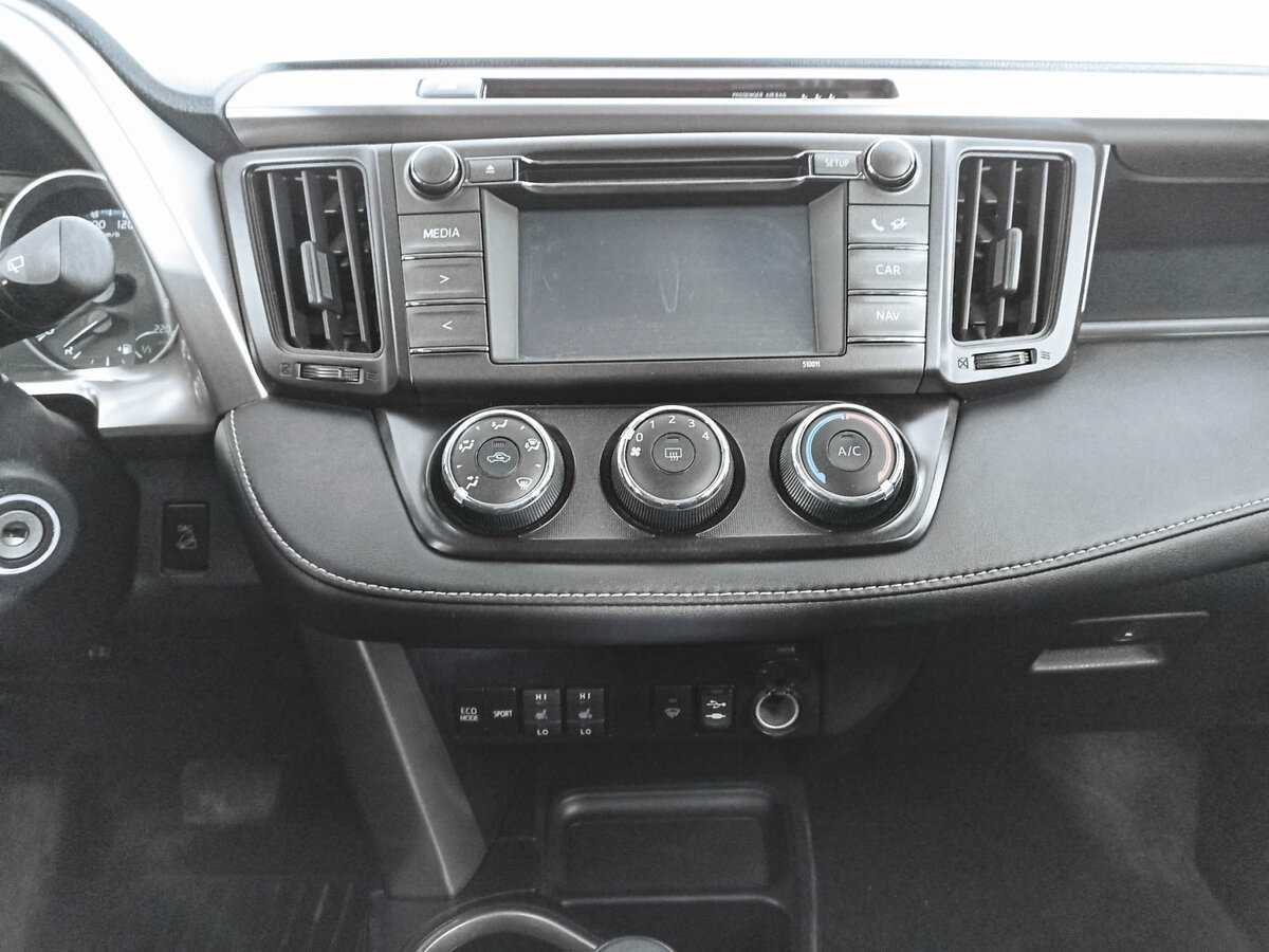 Купить Toyota RAV4, 2015, 61 915 км.. Фото: #13