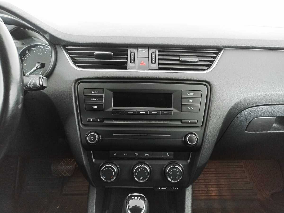 Купить Шкода Октавия, 2014, 248 242 км.. Фото: #10