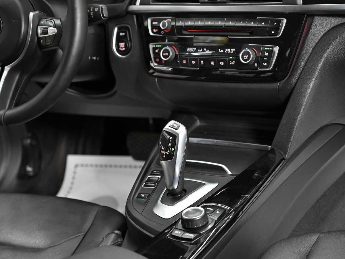 Купить BMW 3 серии, 2017, 155 000 км.. Фото: #11