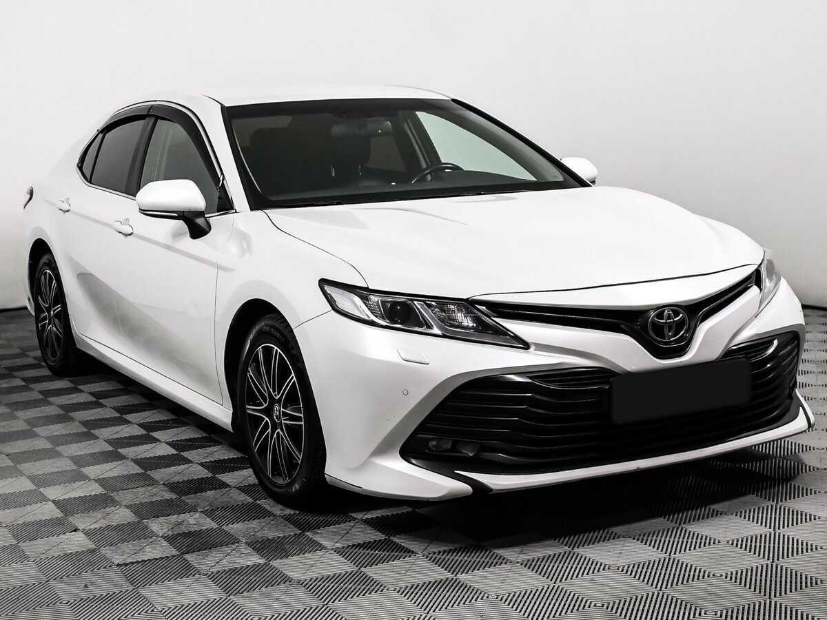 Купить Toyota Camry, 2018, 151 000 км.. Фото: #2