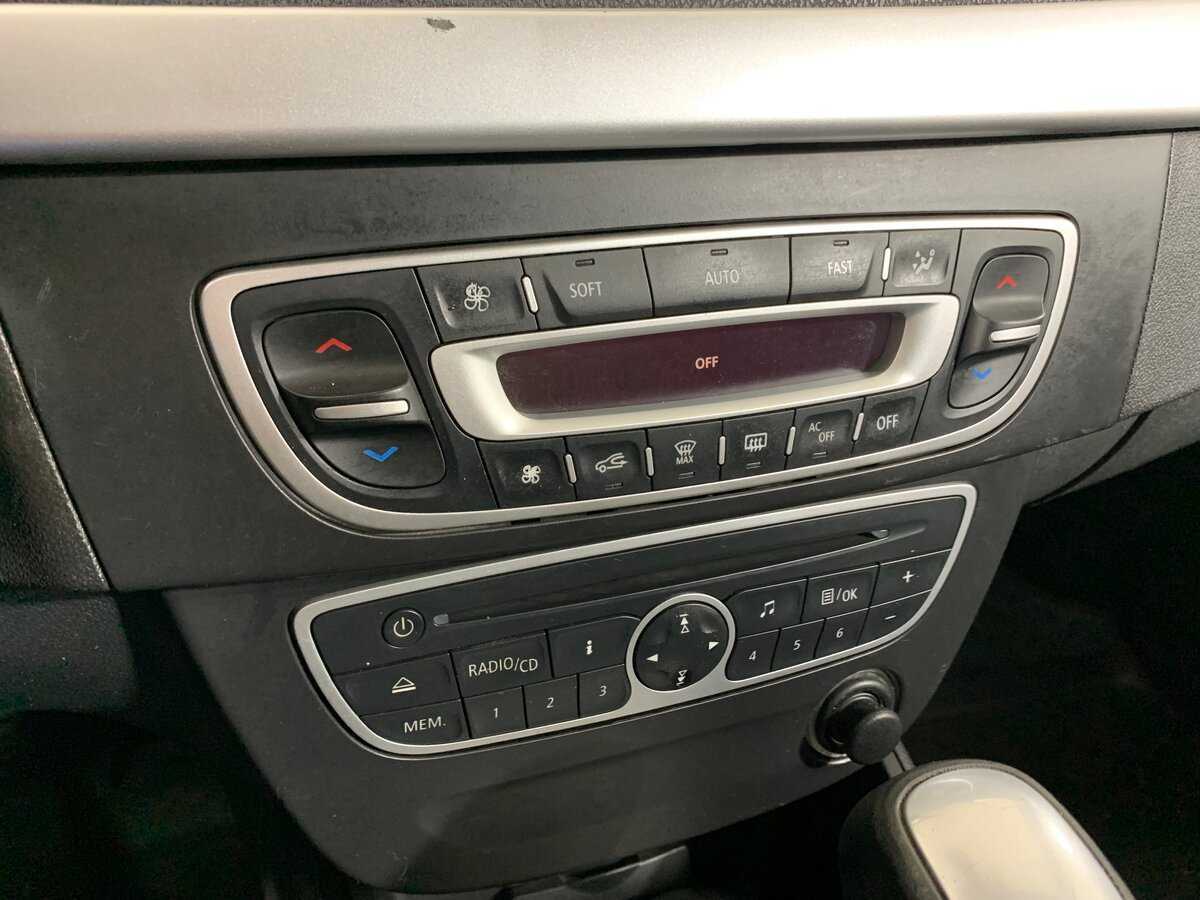 Купить Renault Fluence, 2013, 200 313 км.. Фото: #15