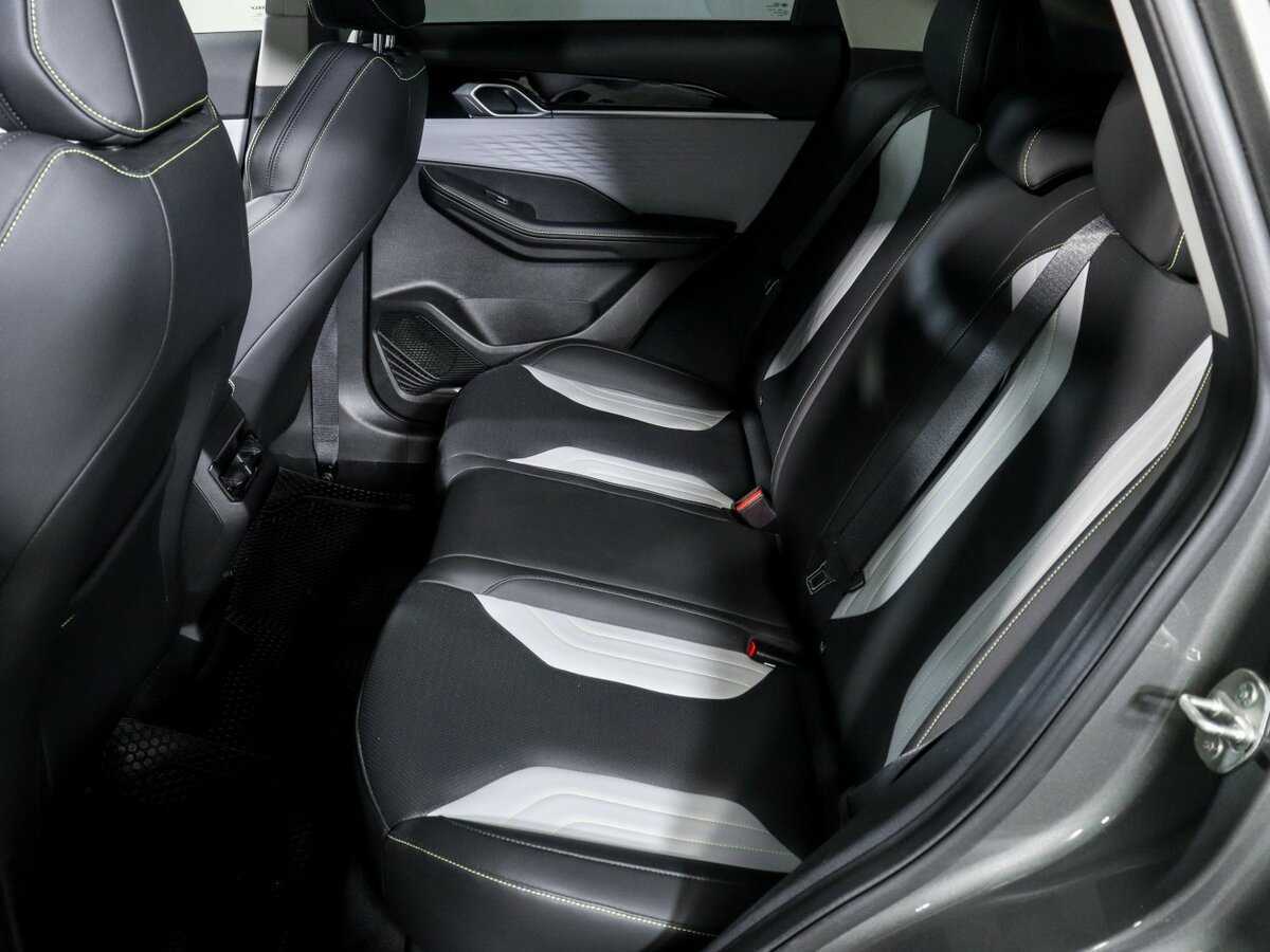 Купить Geely Coolray, 2023, 27 157 км.. Фото: #9