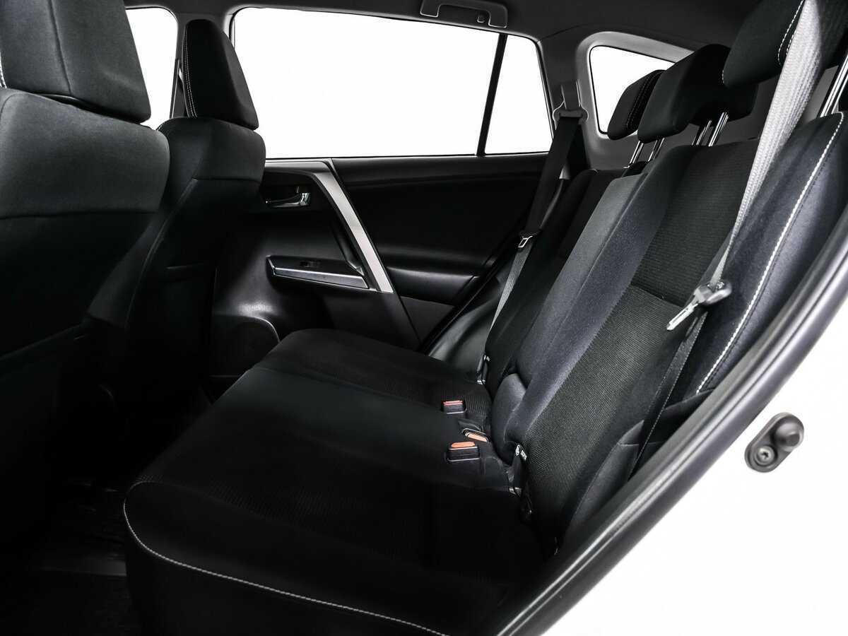 Купить Toyota RAV4, 2016, 77 217 км.. Фото: #12