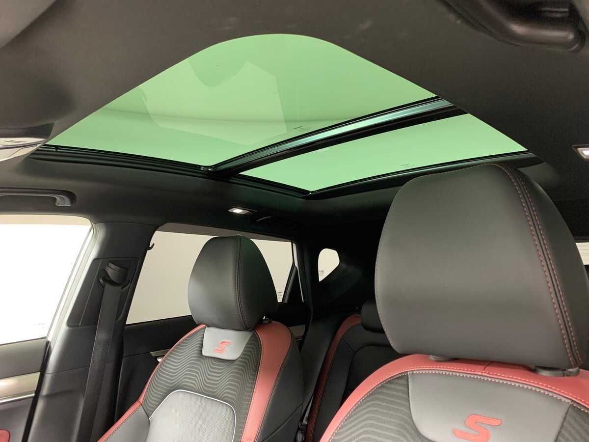 Купить Geely Coolray, 2023, 41 939 км.. Фото: #18