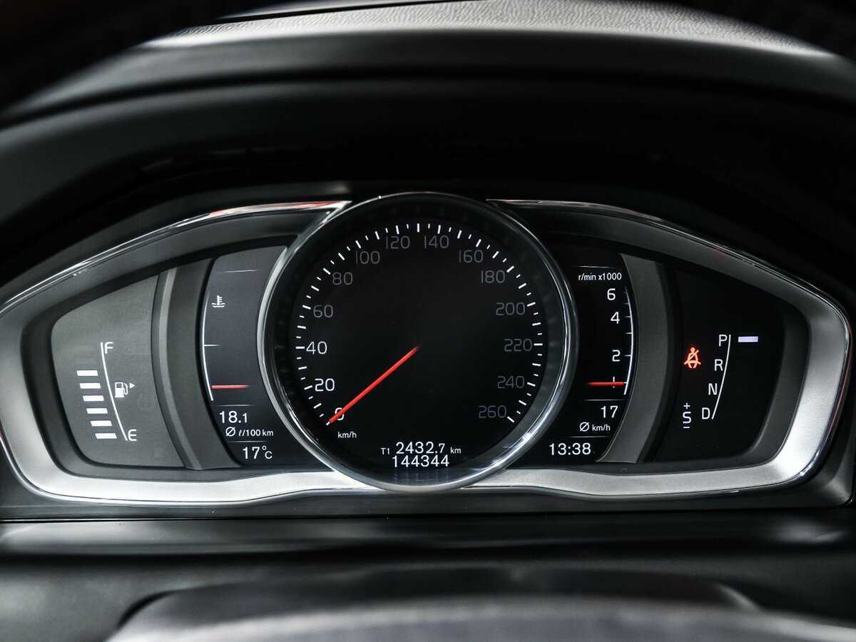 Купить Volvo XC60, 2017, 144 344 км.. Фото: #9