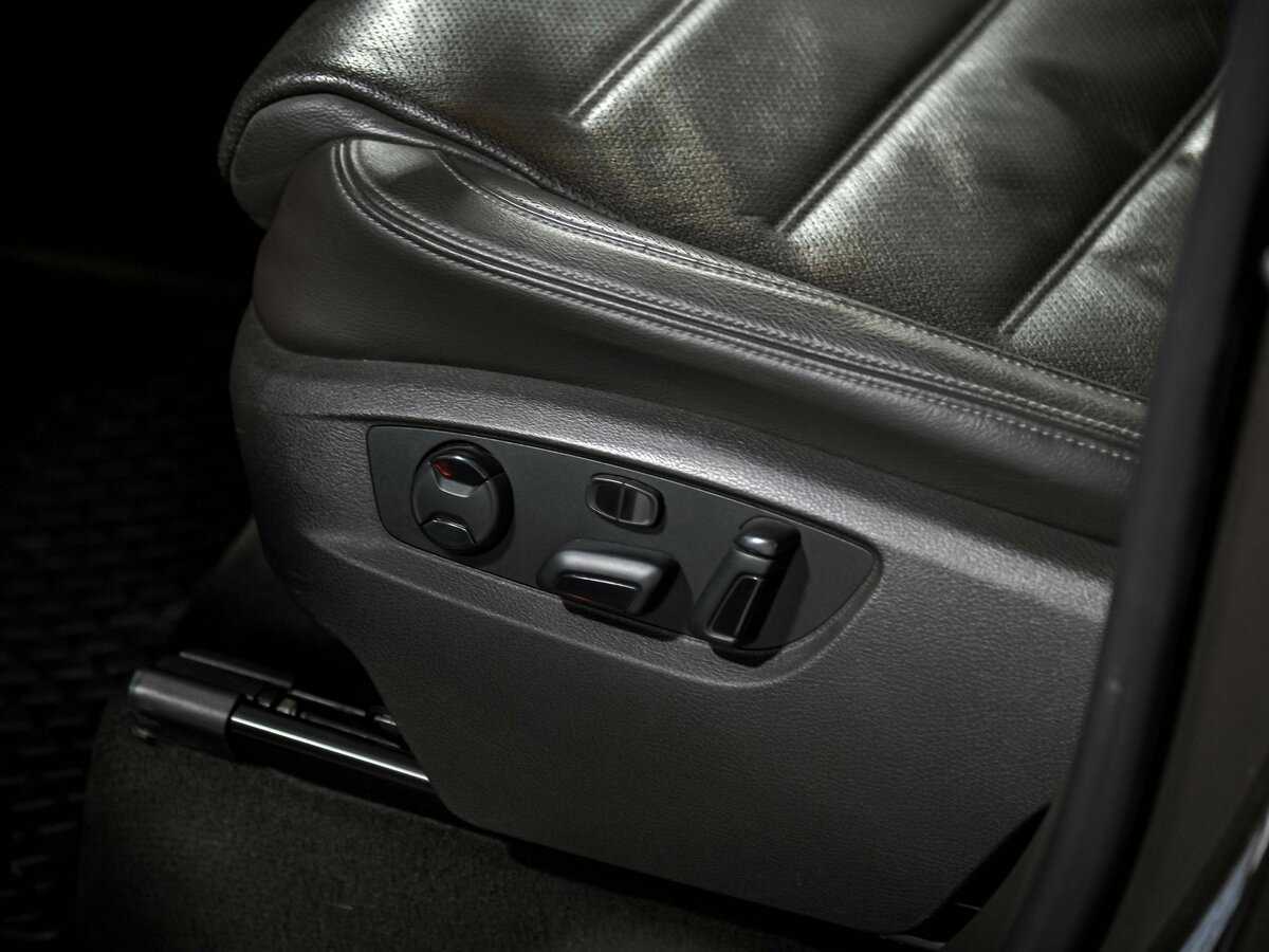 Купить Volkswagen Touareg, 2013, 127 425 км.. Фото: #14