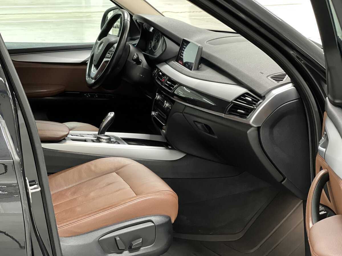 Купить BMW X5, 2016, 236 381 км.. Фото: #10