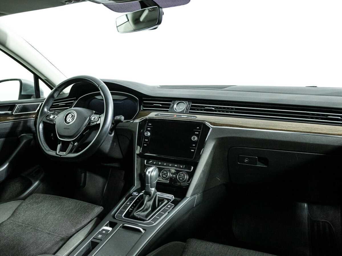 Купить Volkswagen Passat, 2017, 41 448 км.. Фото: #8