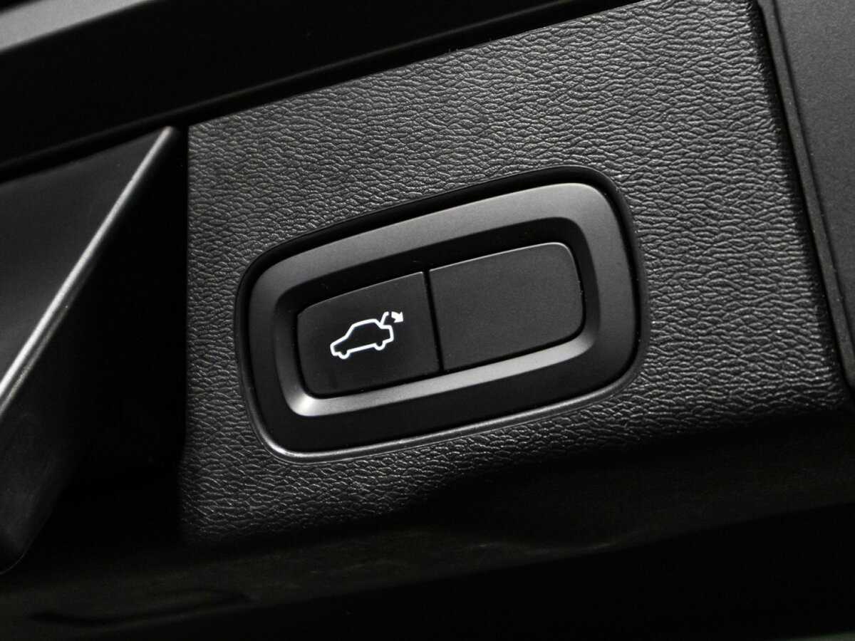 Купить Volvo XC60, 2019, 175 945 км.. Фото: #15