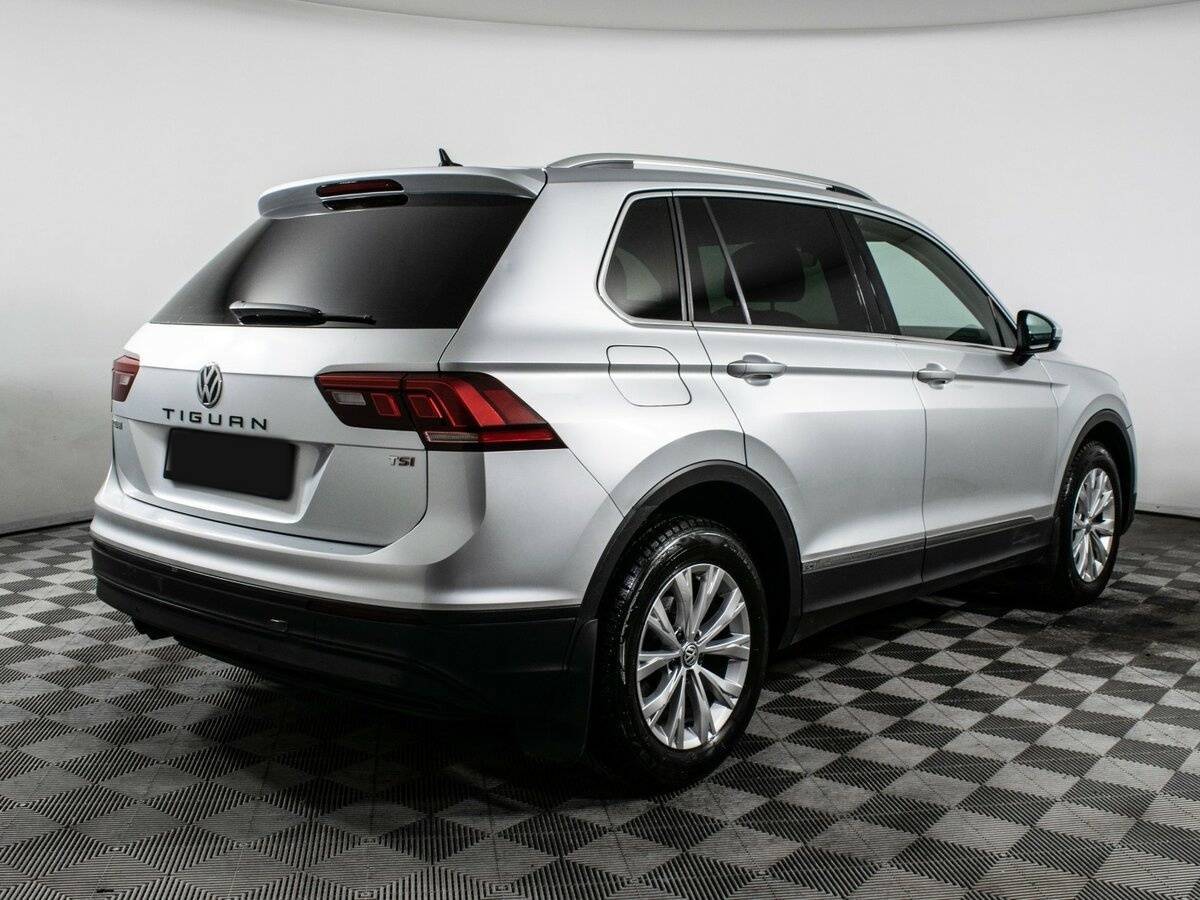Купить Volkswagen Tiguan, 2017, 111 458 км.. Фото: #3