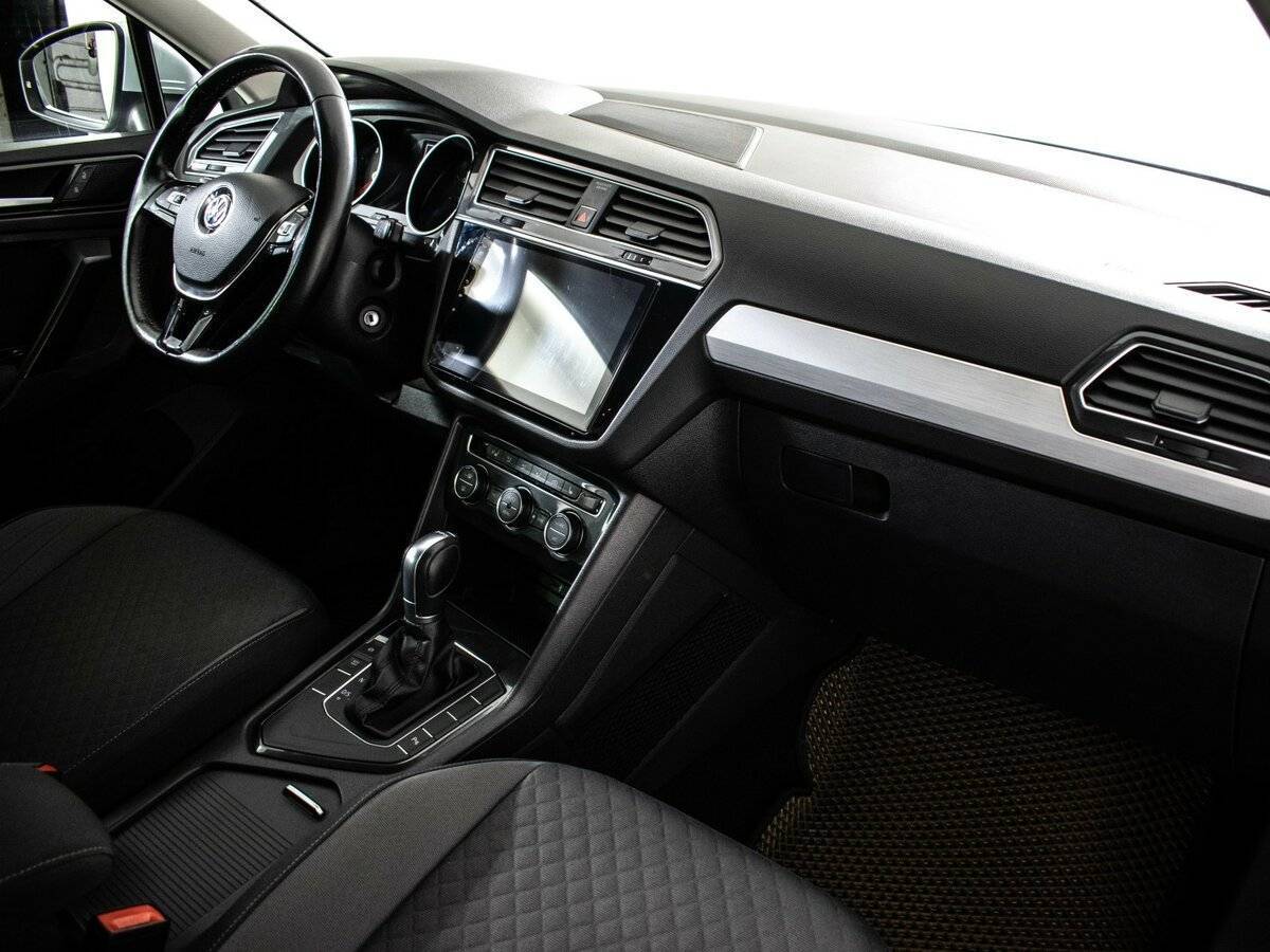 Купить Volkswagen Tiguan, 2017, 111 458 км.. Фото: #6