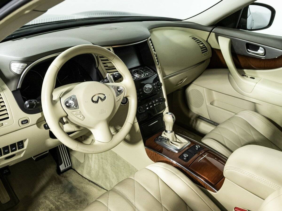 Купить Infiniti FX, 2012, 132 395 км.. Фото: #10